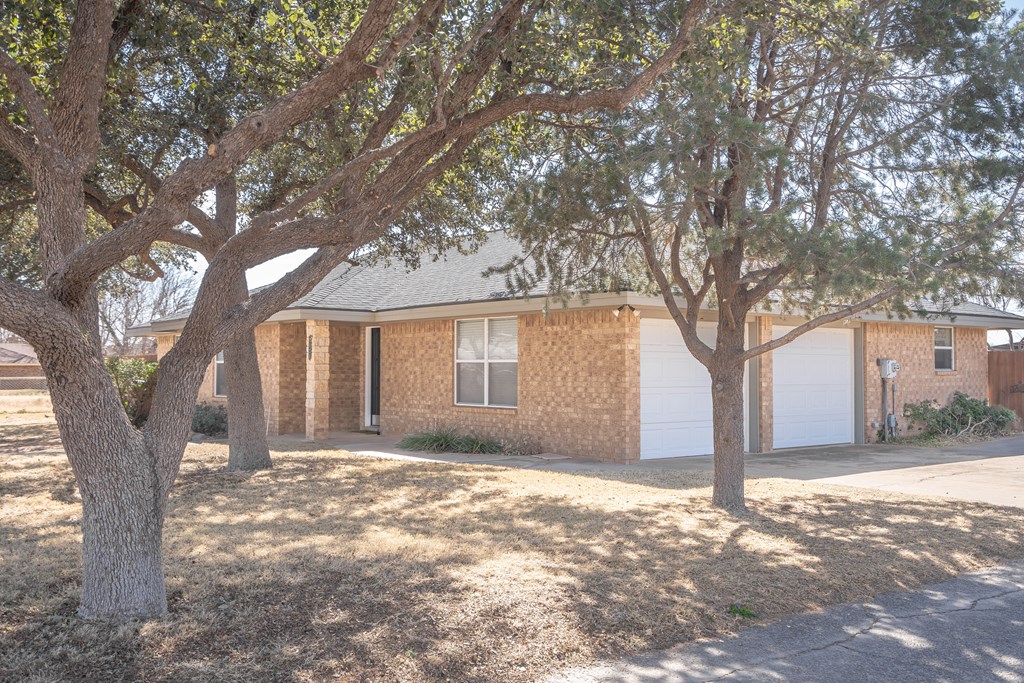 2124 S County Rd 1120, Midland, Texas image 41