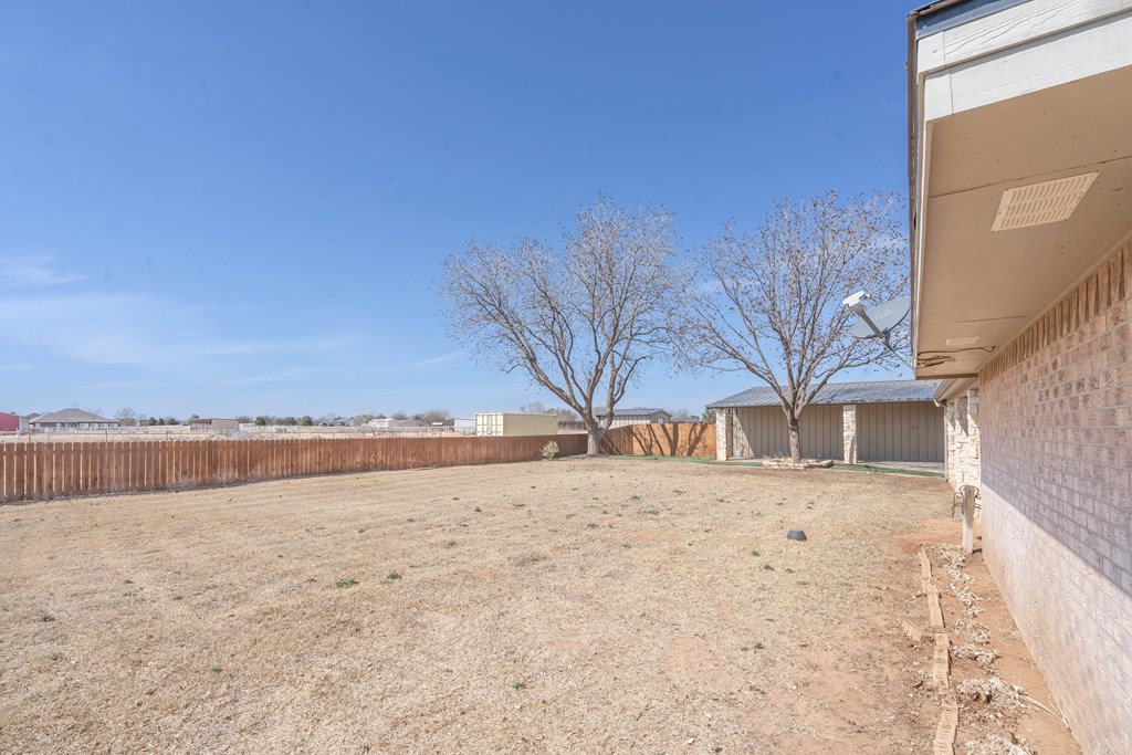 2124 S County Rd 1120, Midland, Texas image 28