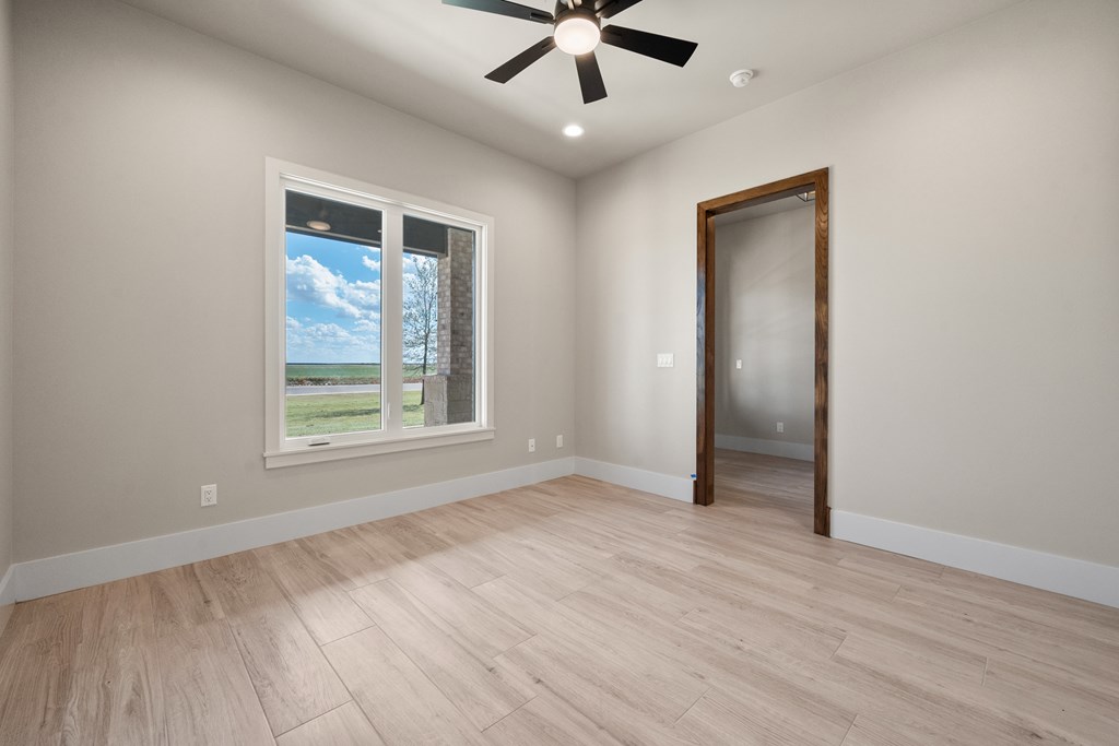 1120 Meadows Blvd, New Home, Texas image 7