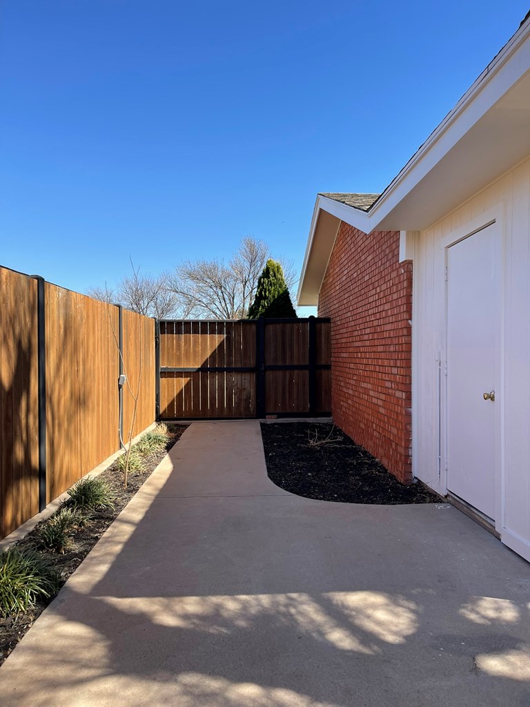 3405 Kerrville, Snyder, Texas image 16