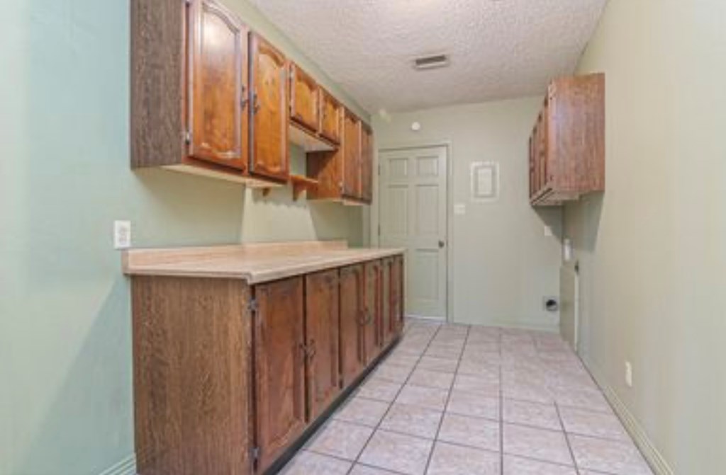 2802 Navajo Drive, Big Spring, Texas image 21
