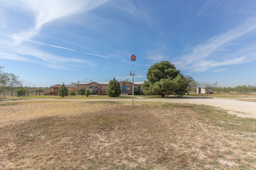 7700 Glory Rd, Big Spring, Texas image 2