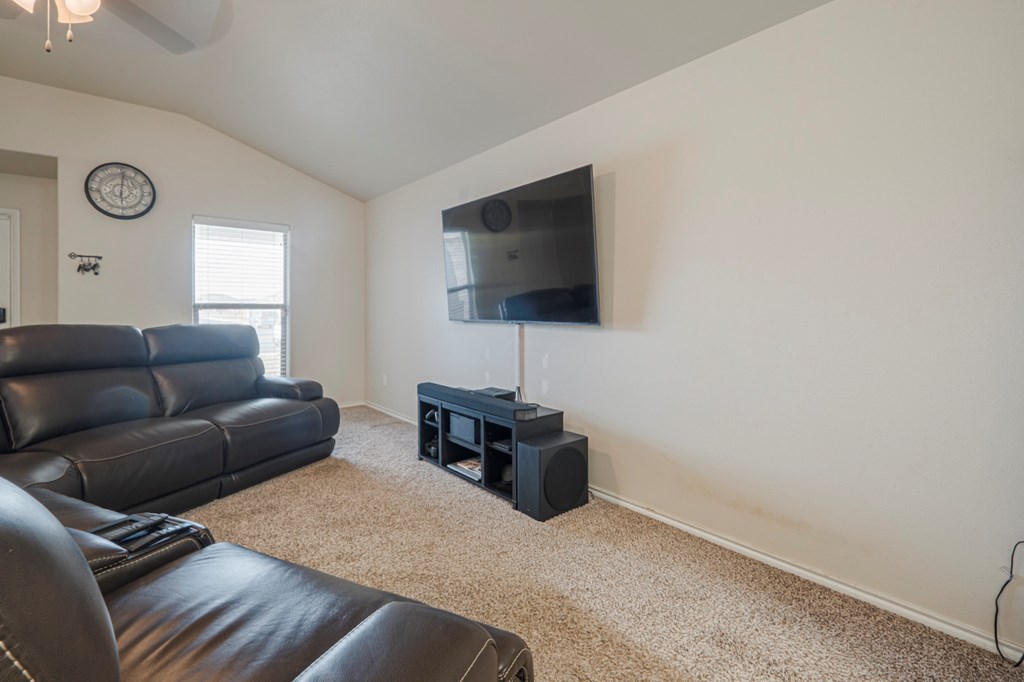 1612 Rattler Ln, Midland, Texas image 4
