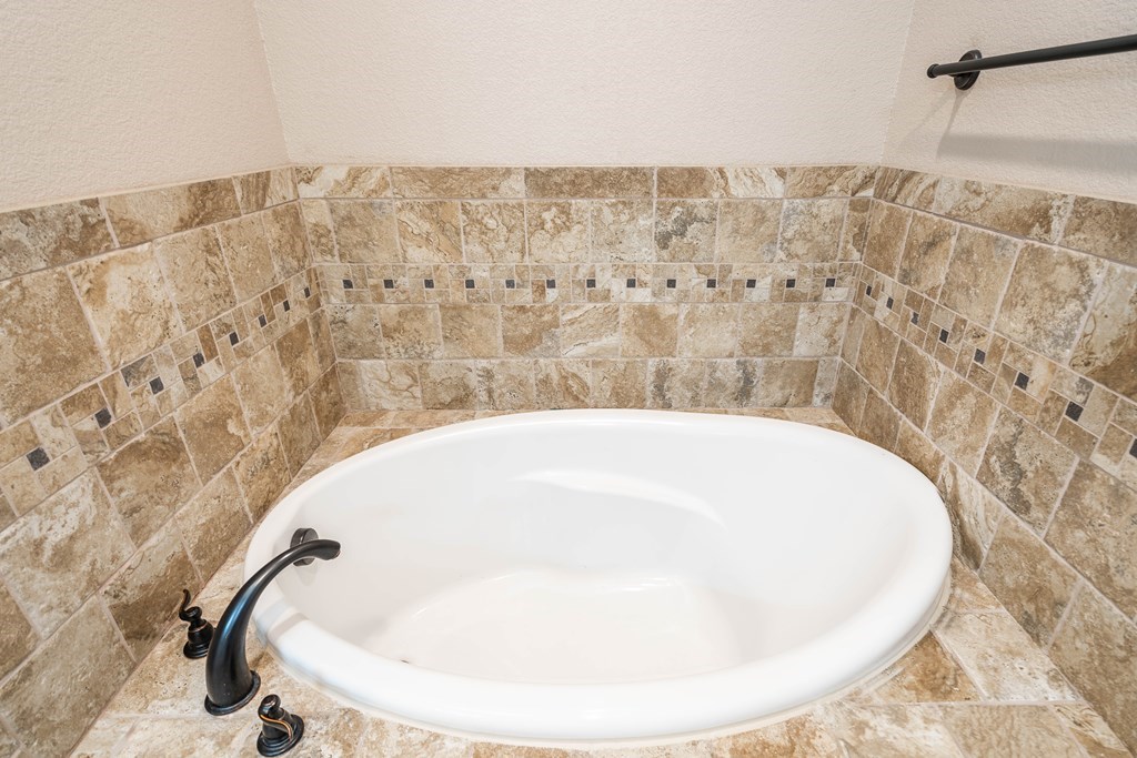5326 Bella Place, Midland, Texas image 21