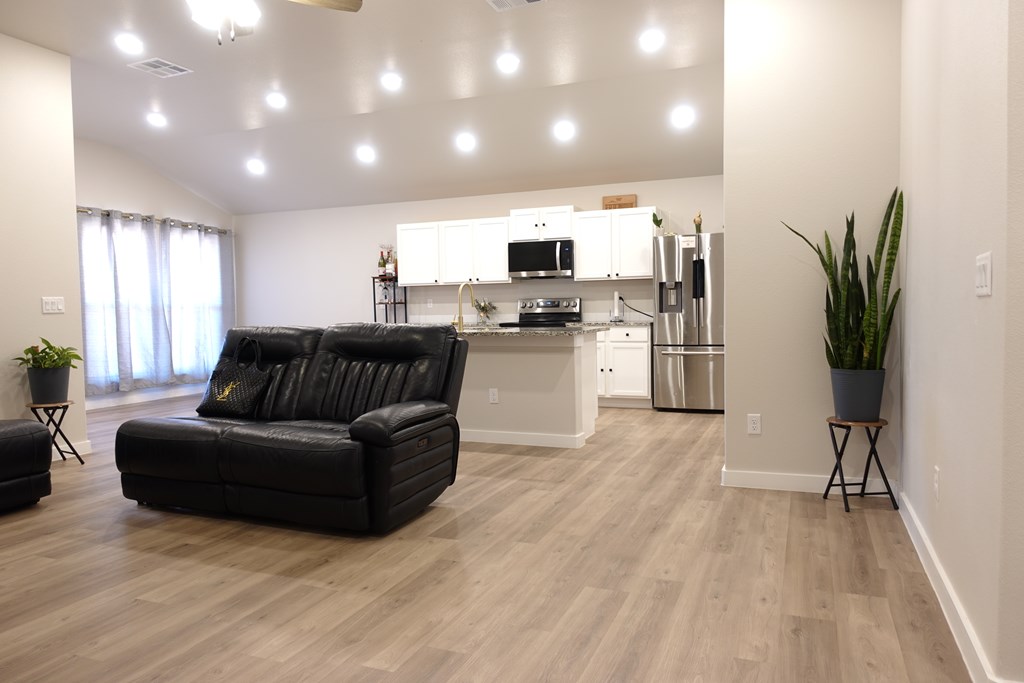 2220 Goldfinch Rd, Midland, Texas image 8