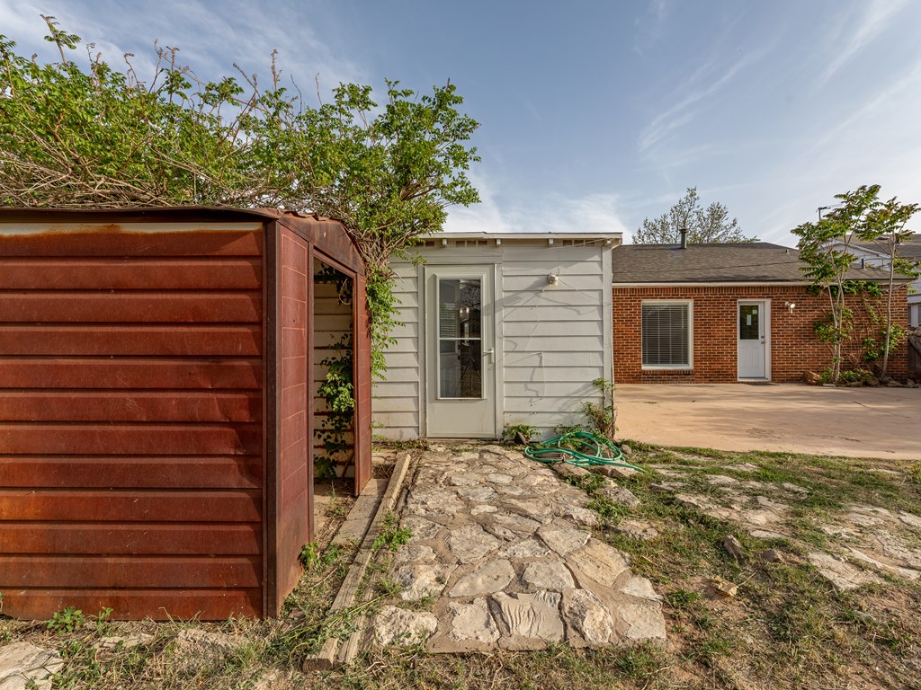 710 W Kansas Ave, Midland, Texas image 29