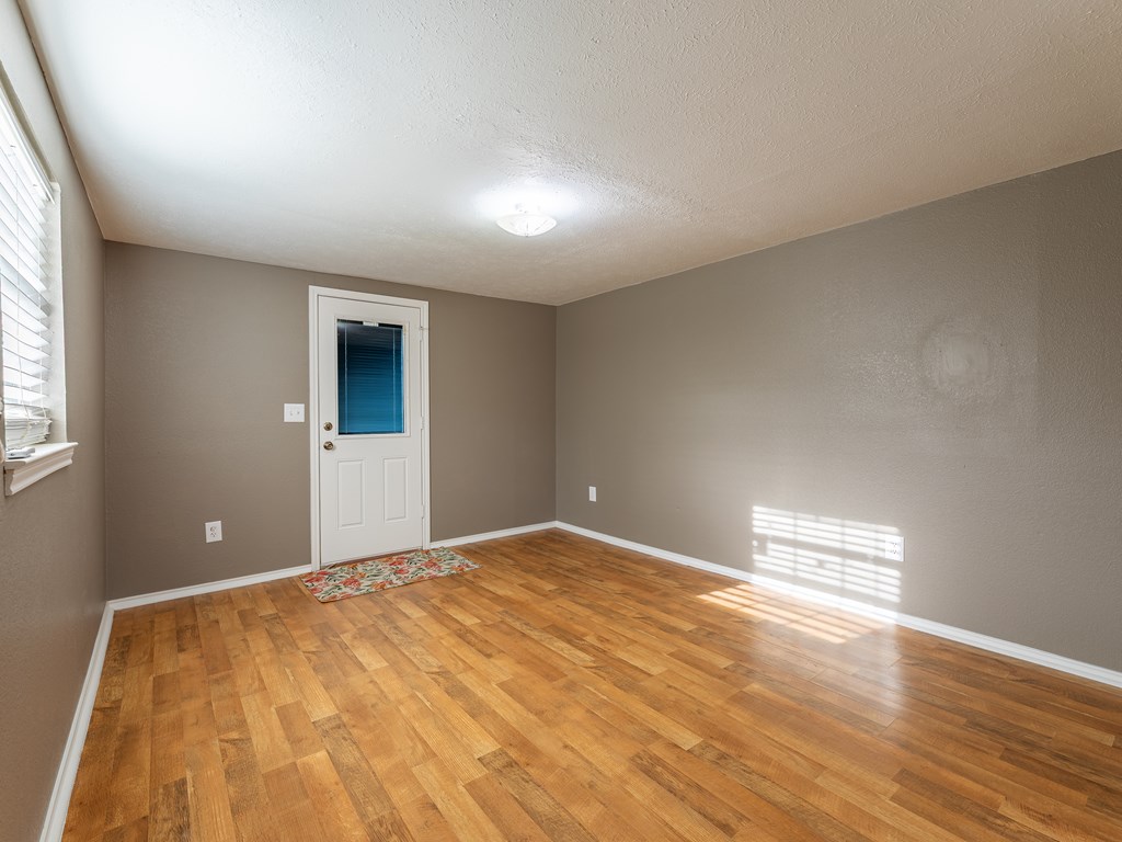 710 W Kansas Ave, Midland, Texas image 20