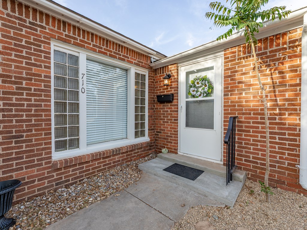 710 W Kansas Ave, Midland, Texas image 3