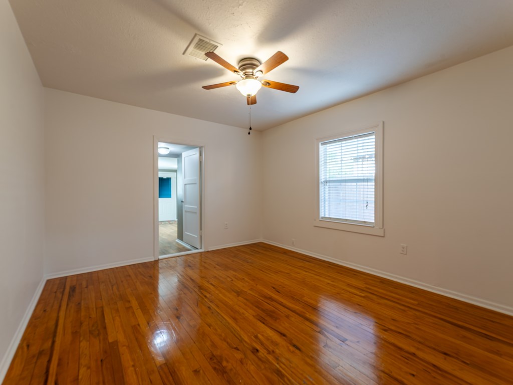 710 W Kansas Ave, Midland, Texas image 16