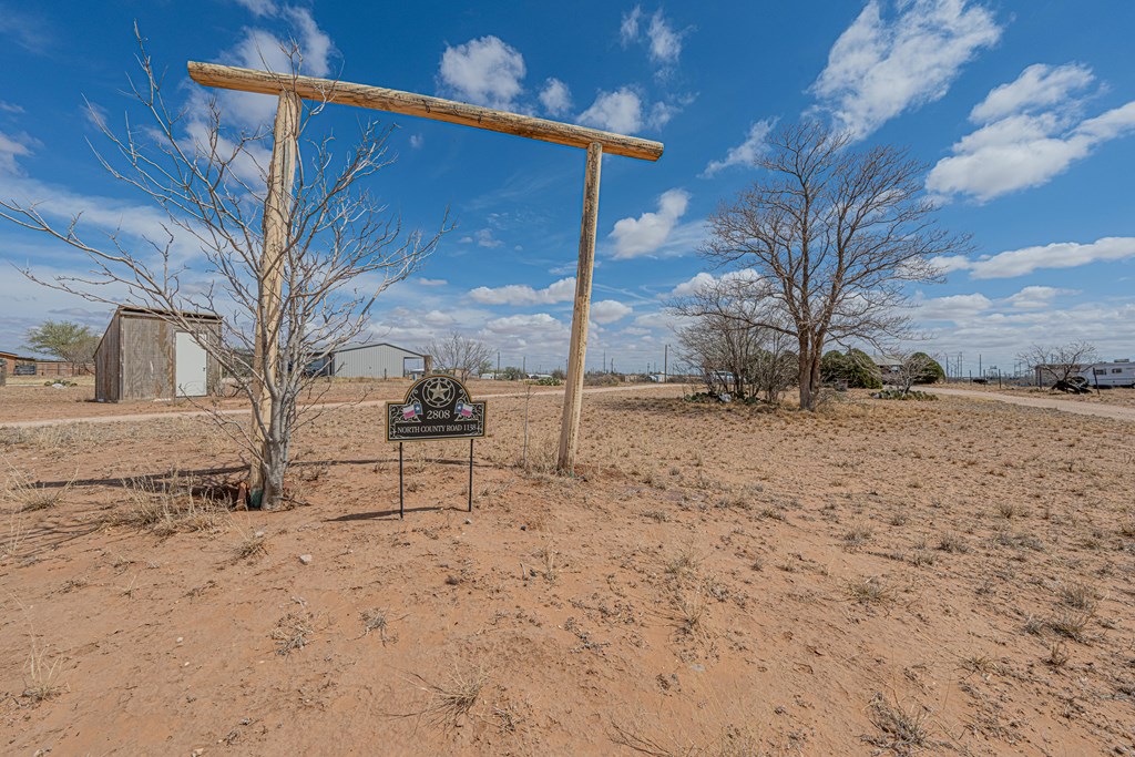 2808 N County Rd 1138, Midland, Texas image 46