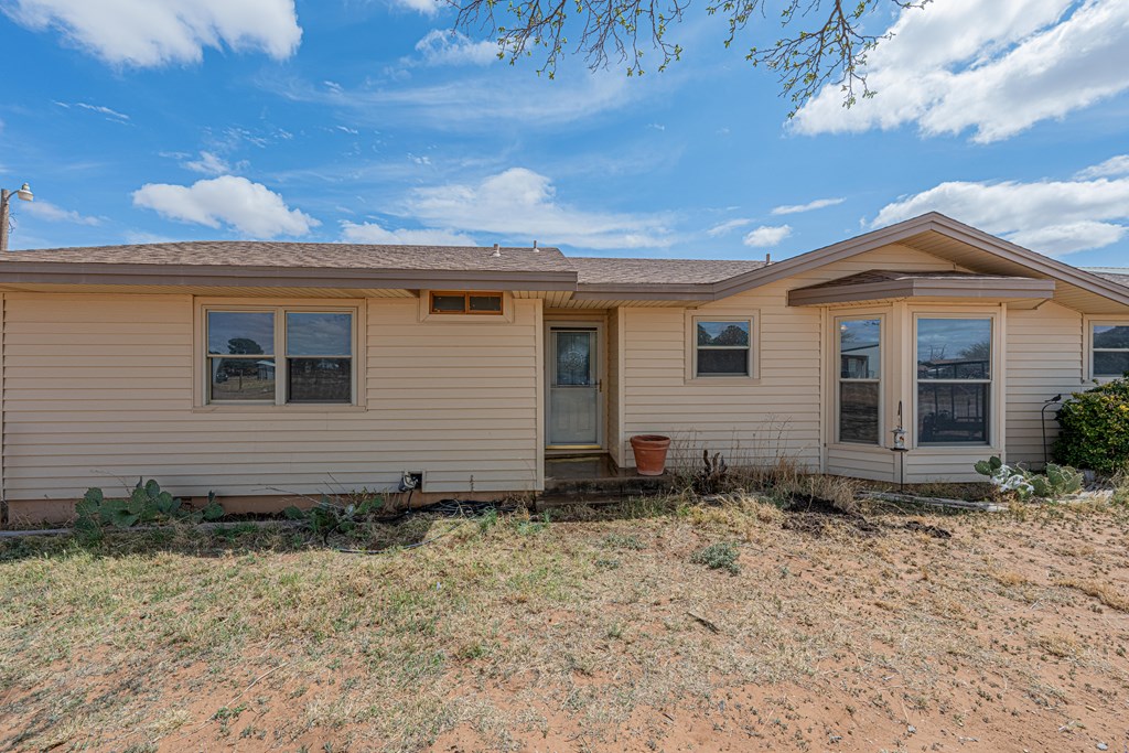 2808 N County Rd 1138, Midland, Texas image 2