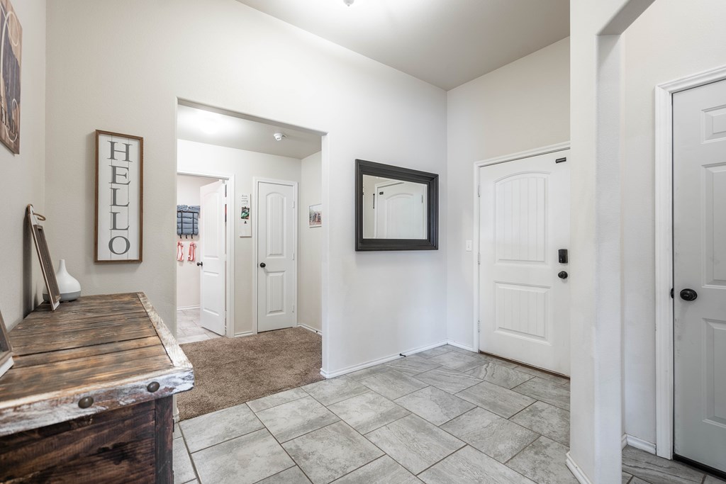 6702 Spur Dr, Midland, Texas image 4