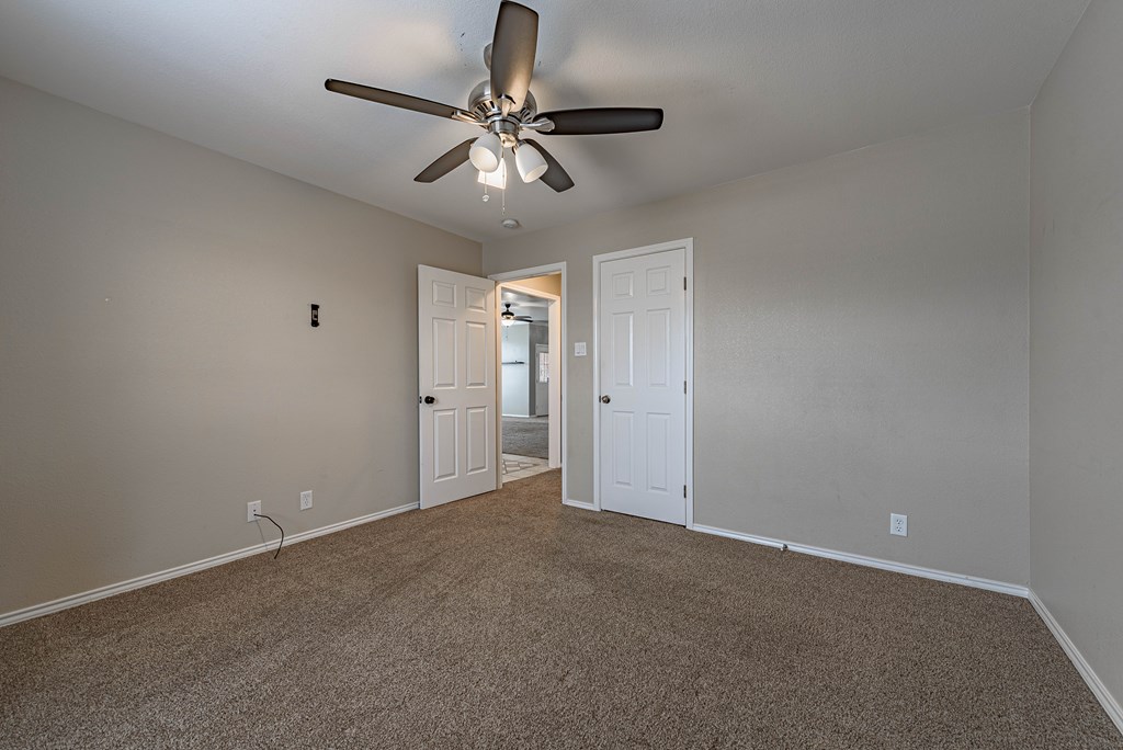 4911 Pleasant Dr, Midland, Texas image 21