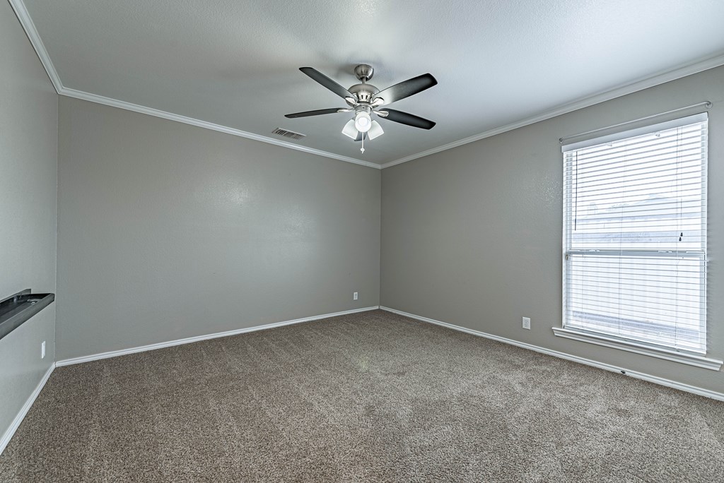 4911 Pleasant Dr, Midland, Texas image 22