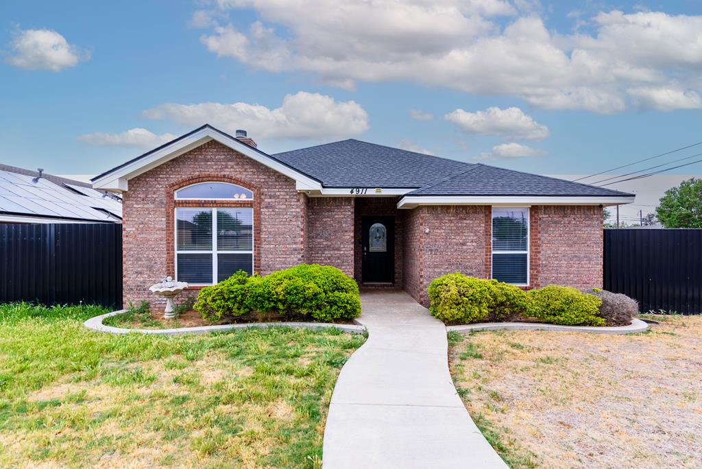 4911 Pleasant Dr, Midland, Texas image 1