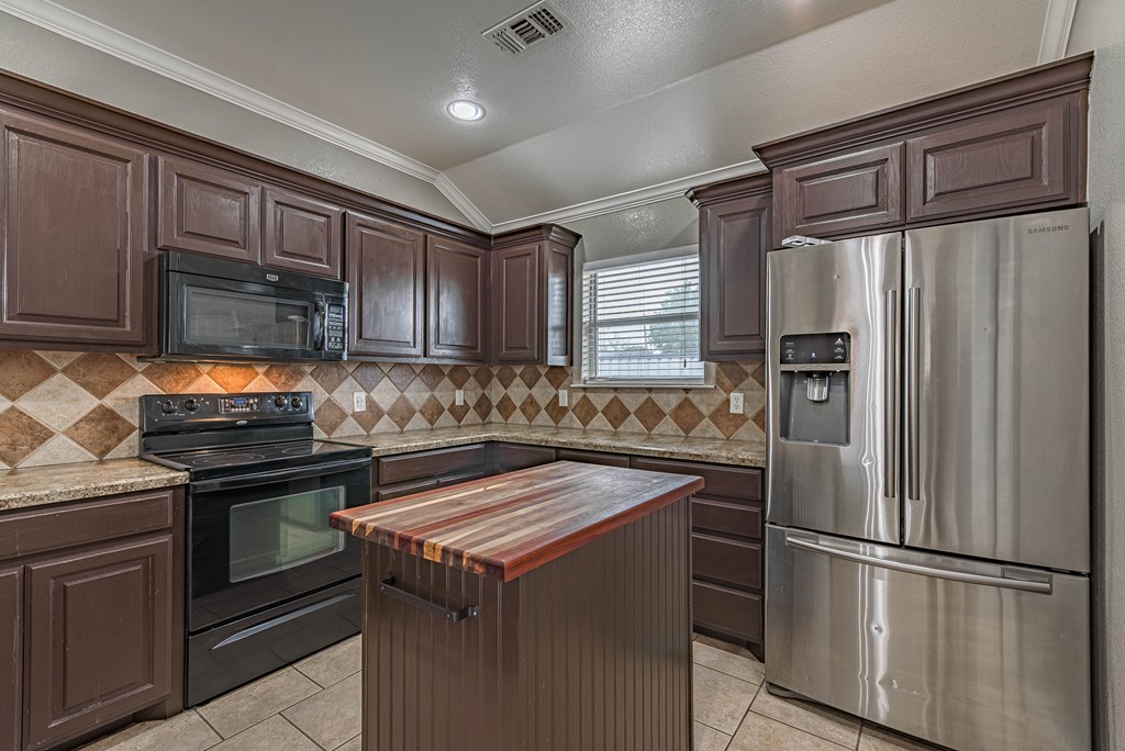 4911 Pleasant Dr, Midland, Texas image 14