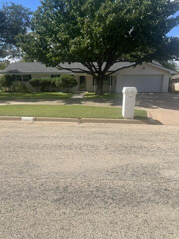 Homes For Sale - 2805 Denison Ave<br/> Scurry County, Snyder, TX 79549