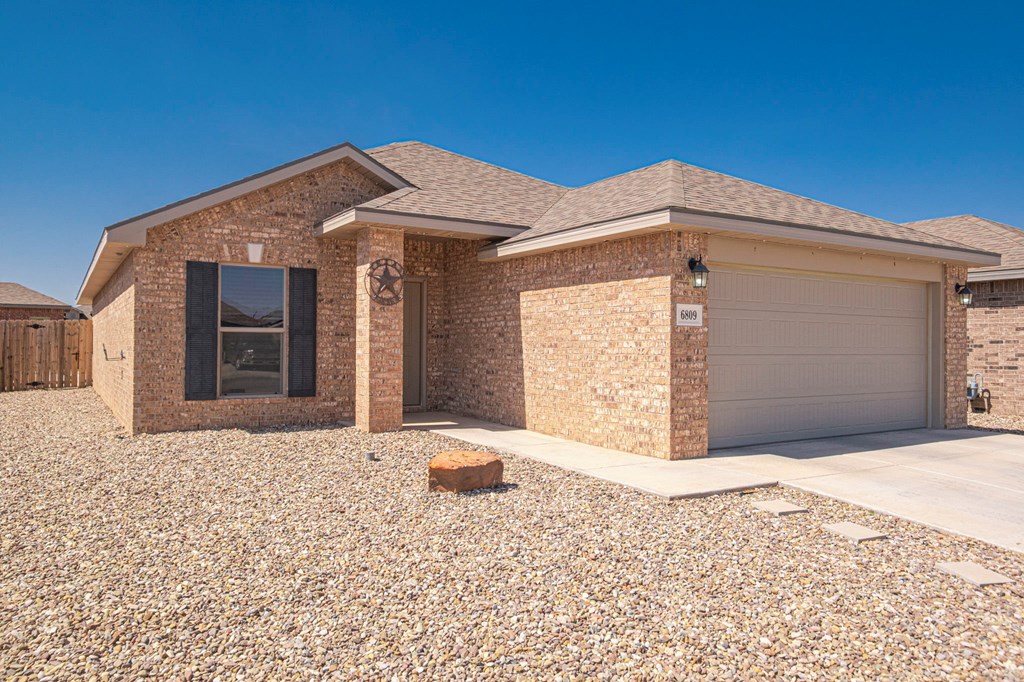 6809 Husk St, Midland, Texas image 2