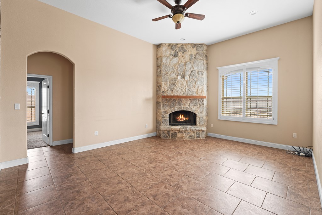 4306 S County Rd 1140, Midland, Texas image 6