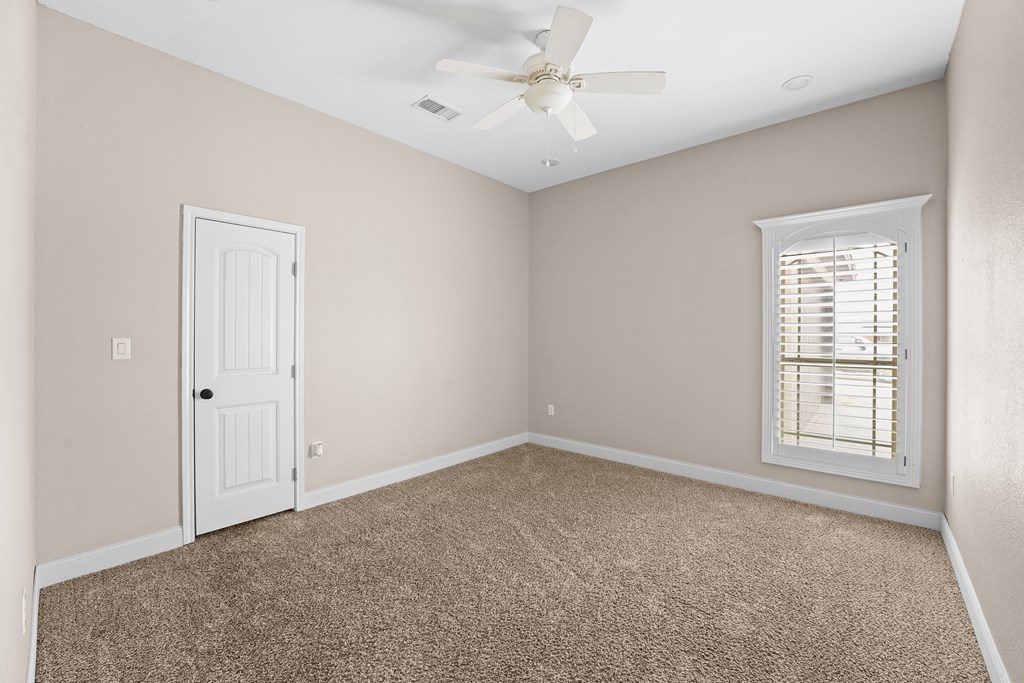 4306 S County Rd 1140, Midland, Texas image 18
