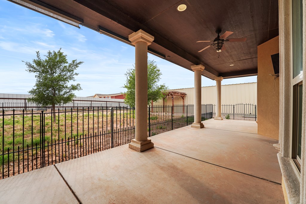 4306 S County Rd 1140, Midland, Texas image 27