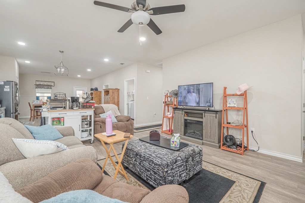 1404 Marijo, Big Spring, Texas image 6