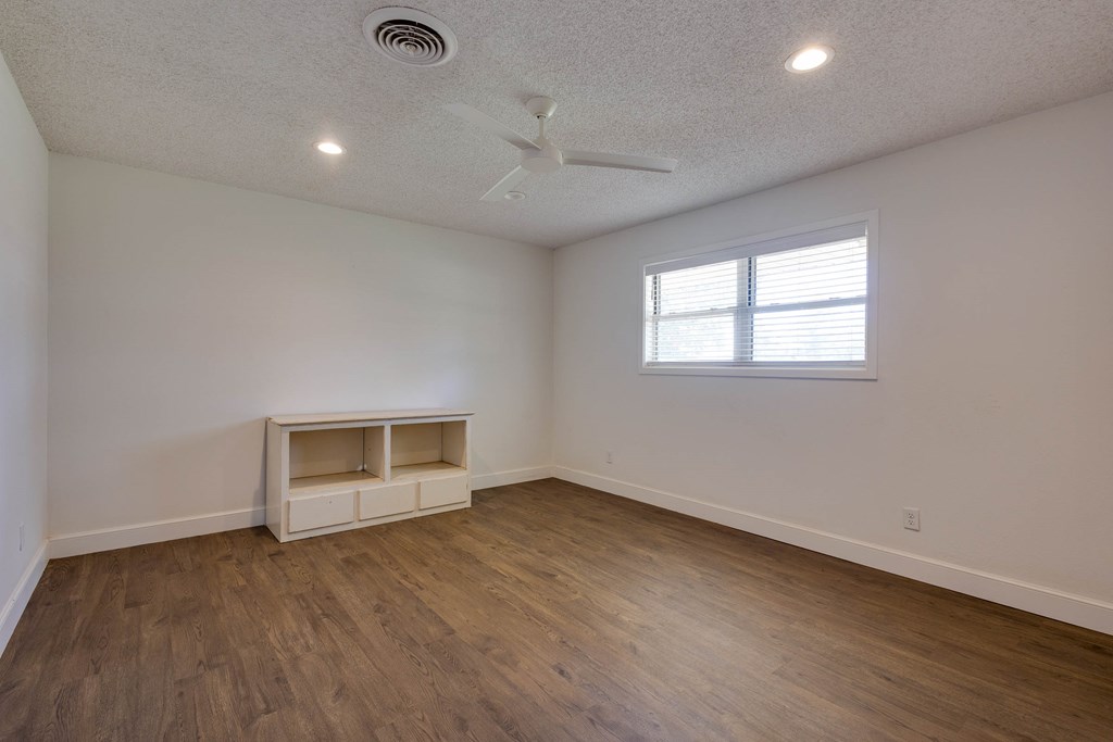 709 21st St, Lamesa, Texas image 6