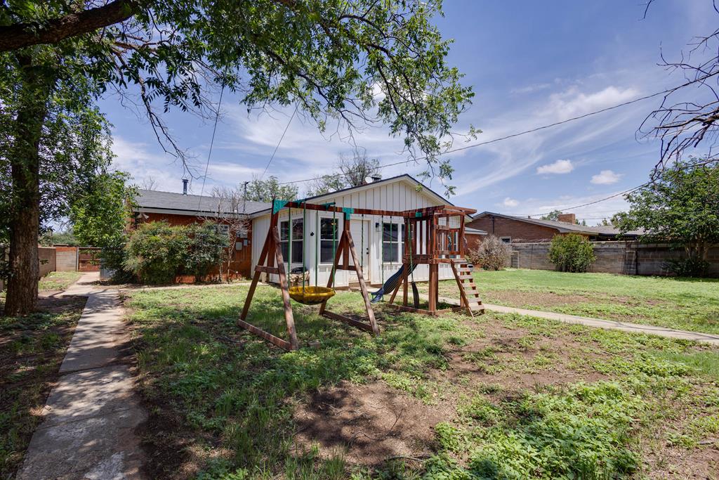 709 21st St, Lamesa, Texas image 38