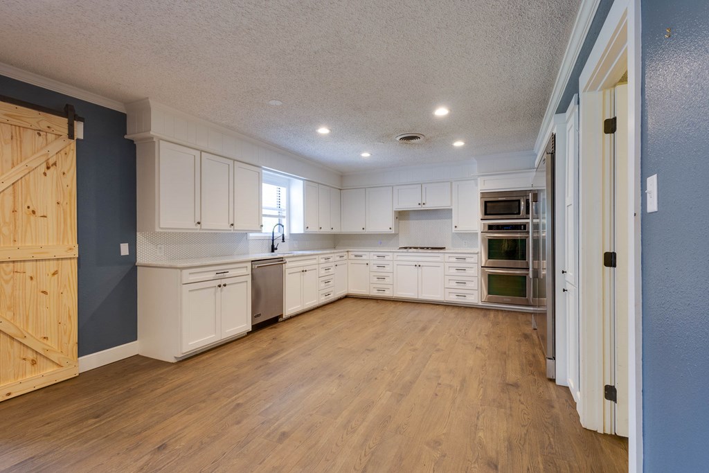 709 21st St, Lamesa, Texas image 28