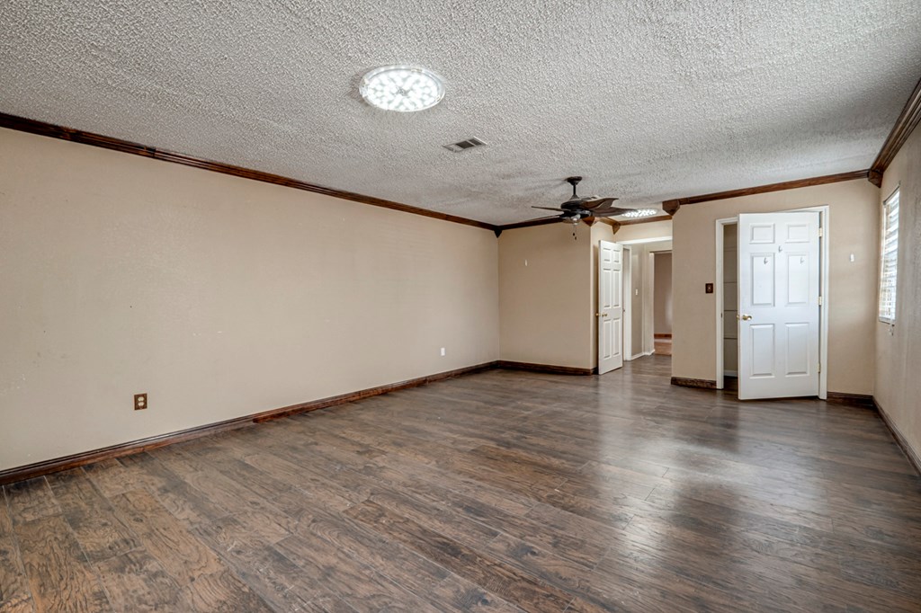 3608 S County Rd 1195, Midland, Texas image 33