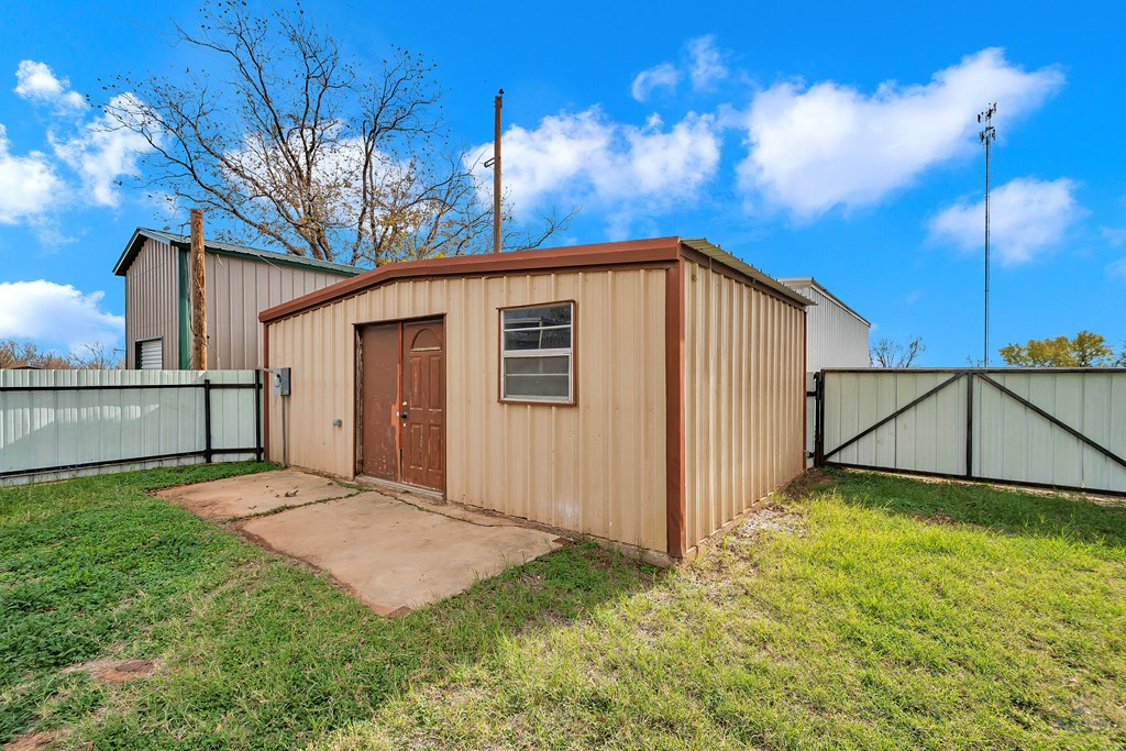 904 Culp Ave, Coahoma, Texas image 16