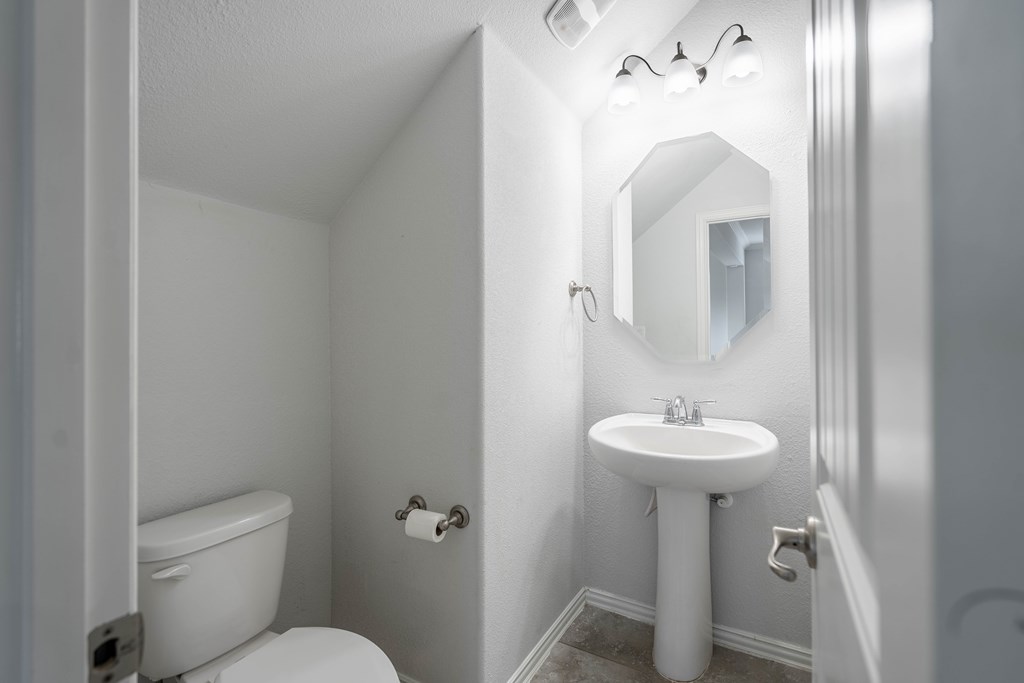 1215 Santa Clara, Midland, Texas image 14