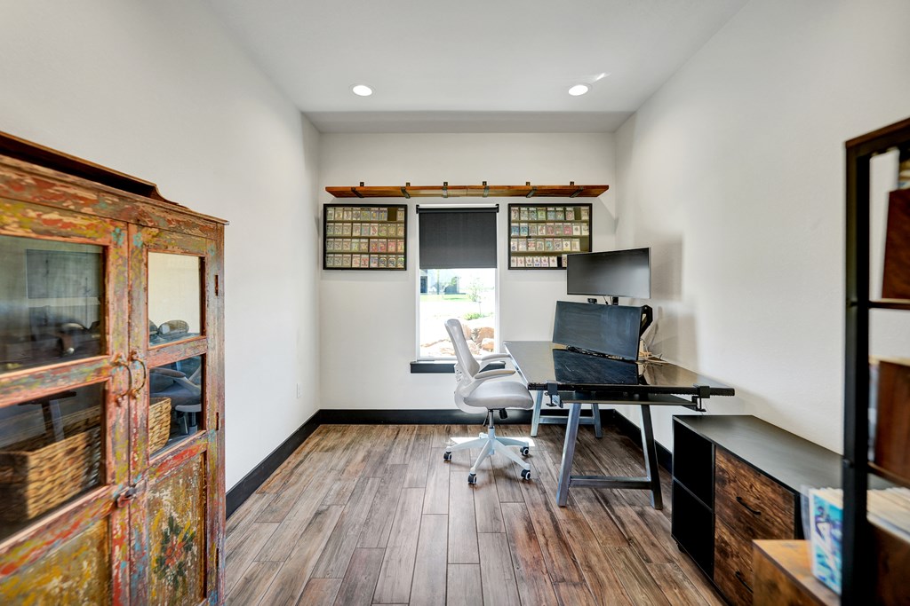 13913 E County Rd 115, Midland, Texas image 4