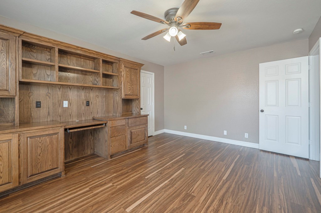 5209 Sherwood, Midland, Texas image 9