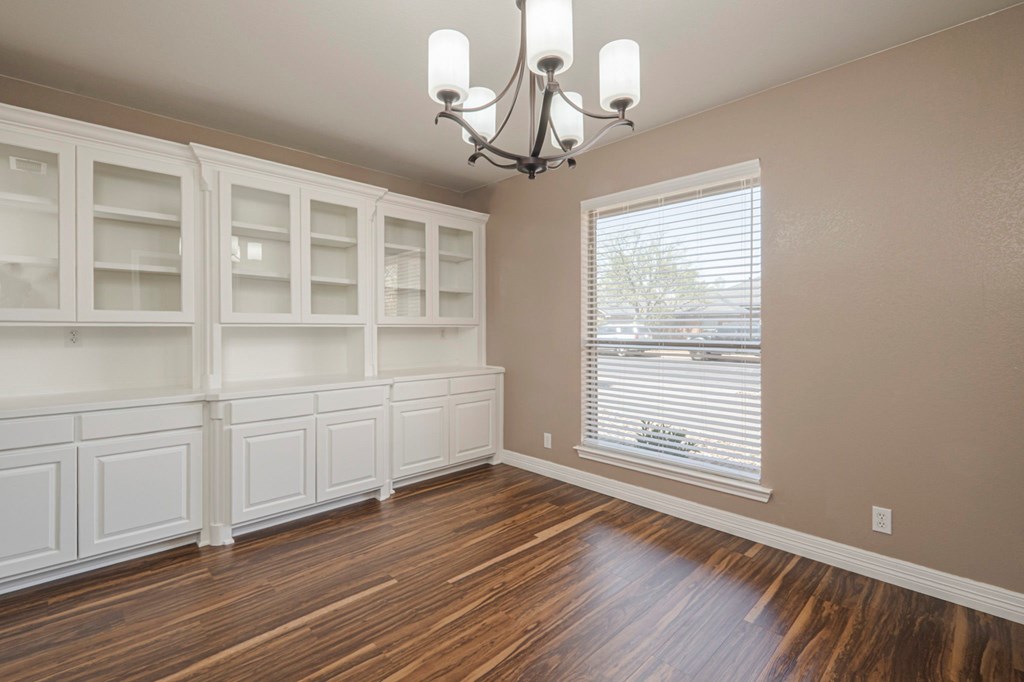 5209 Sherwood, Midland, Texas image 12