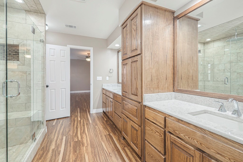5209 Sherwood, Midland, Texas image 37