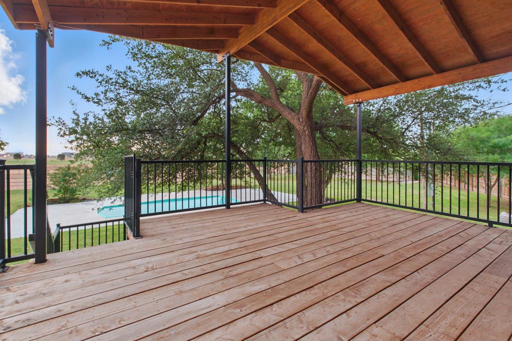 523 Carol Lane, Midland, Texas image 5