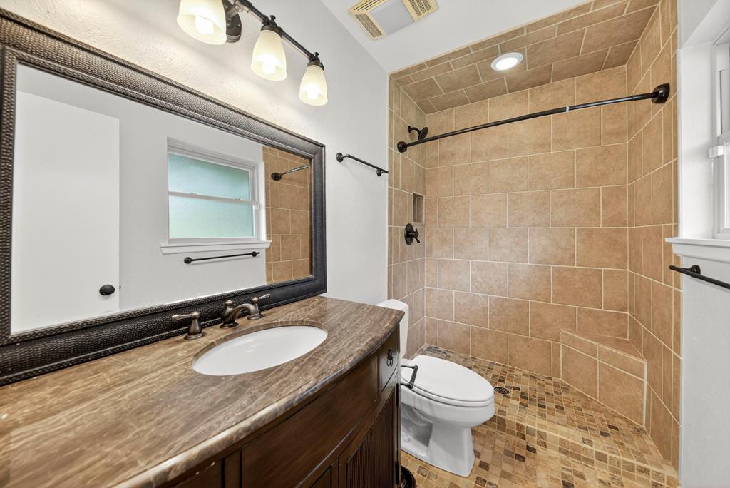 523 Carol Lane, Midland, Texas image 37