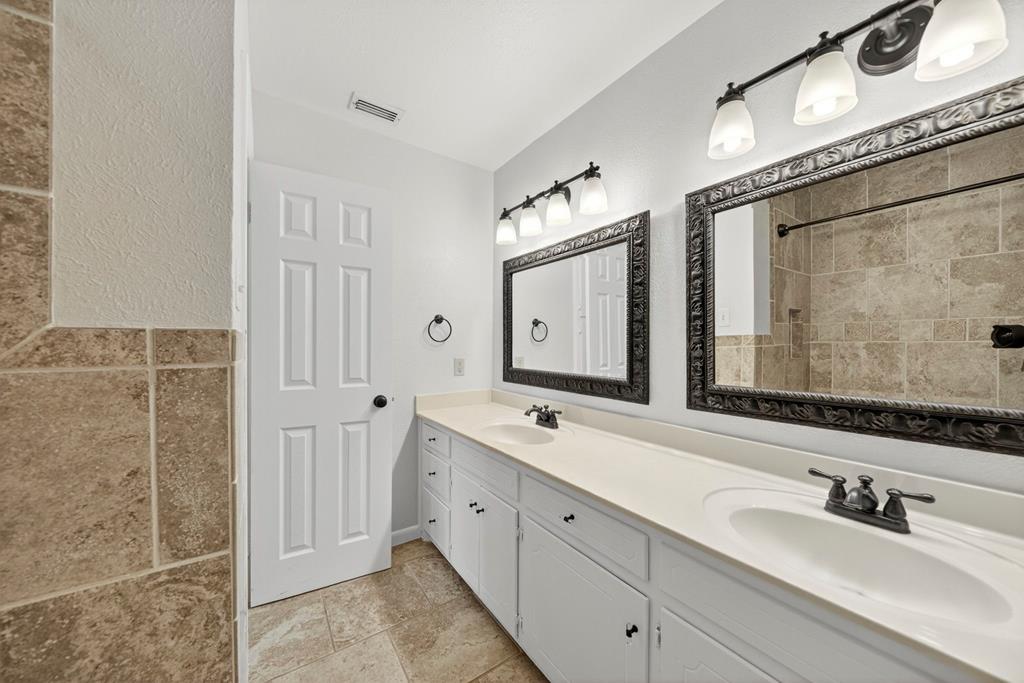 523 Carol Lane, Midland, Texas image 27