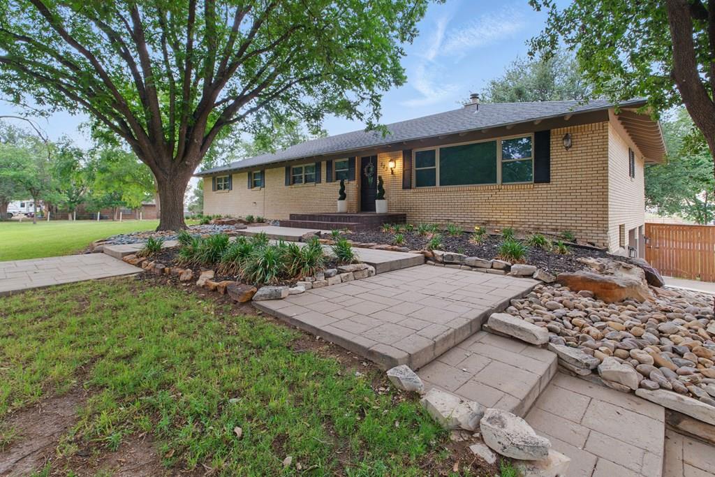 523 Carol Lane, Midland, Texas image 1