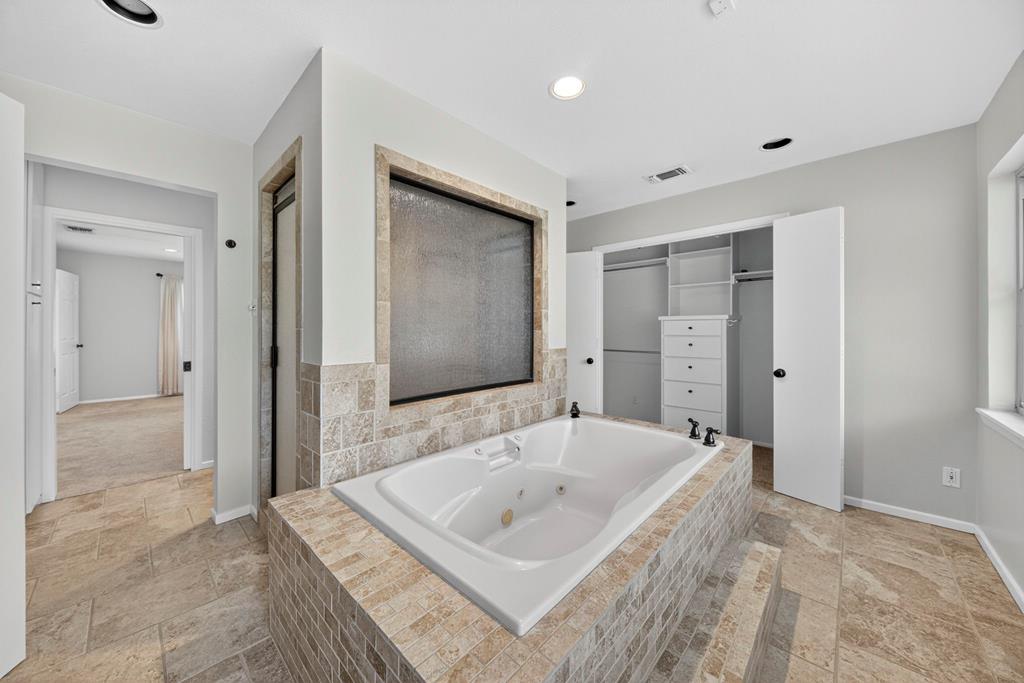 523 Carol Lane, Midland, Texas image 17