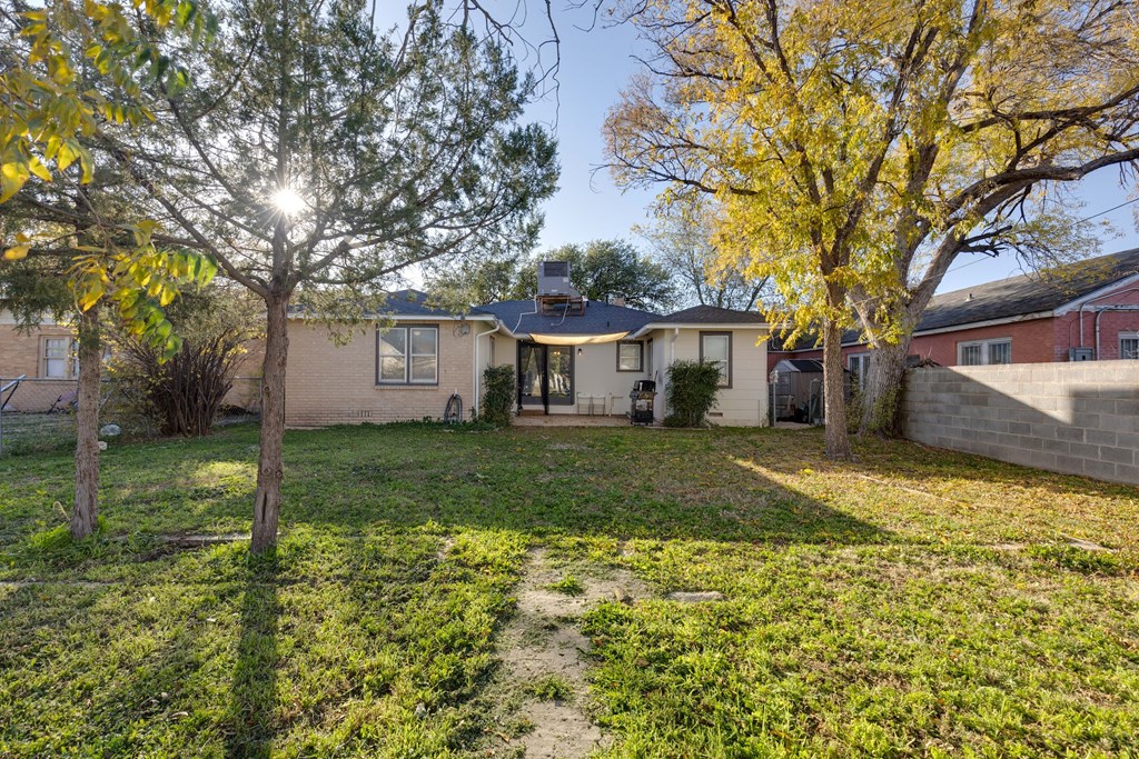 1303 Runnels St, Big Spring, Texas image 31