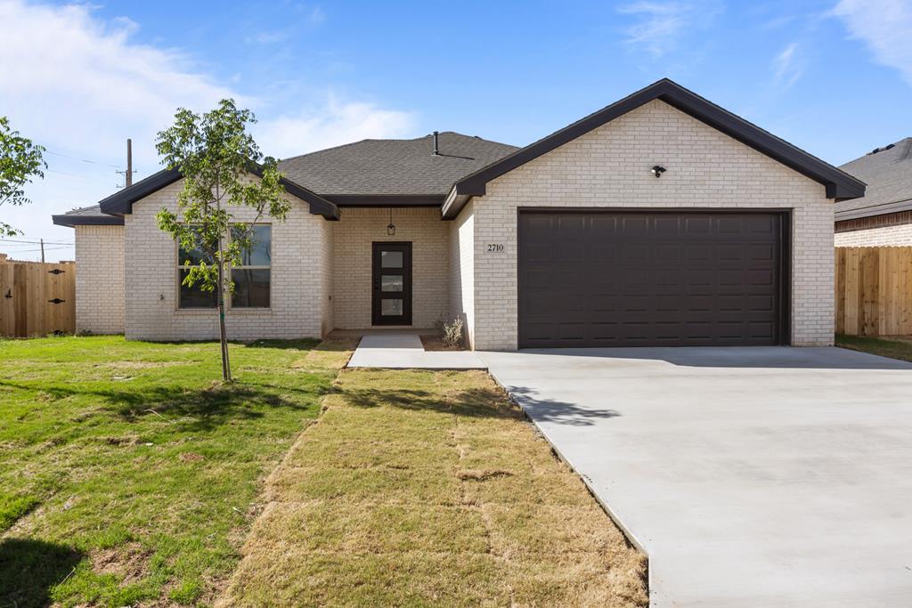 2710 Beachwood St, Midland, Texas image 1