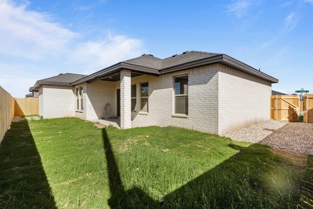 2710 Beachwood St, Midland, Texas image 14
