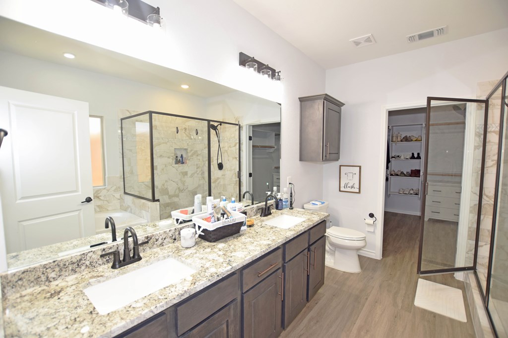 8643 Fortuna Crt Ct, Odessa, Texas image 31
