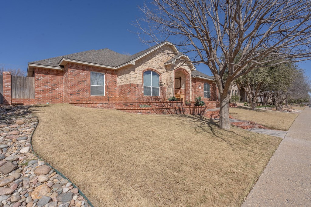 4624 Hilltop Dr, Midland, Texas image 3