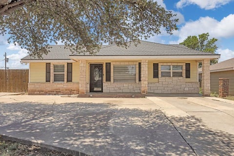 Homes For Sale - 1705 Edwards St<br/> Midland, TX 79701