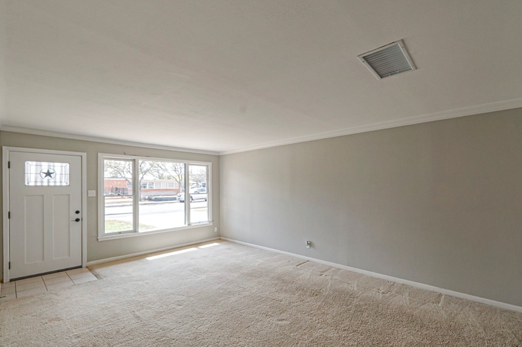 2702 W Michigan Ave, Midland, Texas image 7