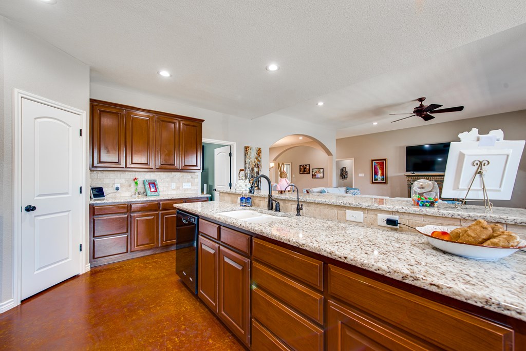 6008 Wichita Court, Midland, Texas image 21