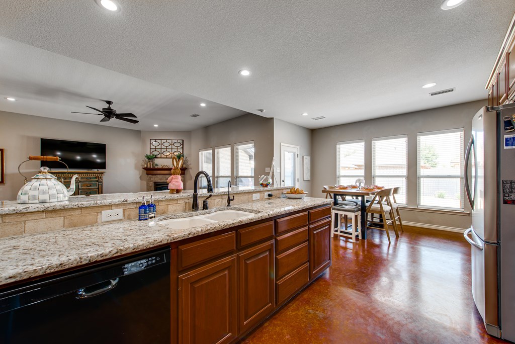 6008 Wichita Court, Midland, Texas image 24